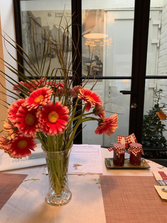 Guestsuite Lady Anna Brugge Bagian luar foto