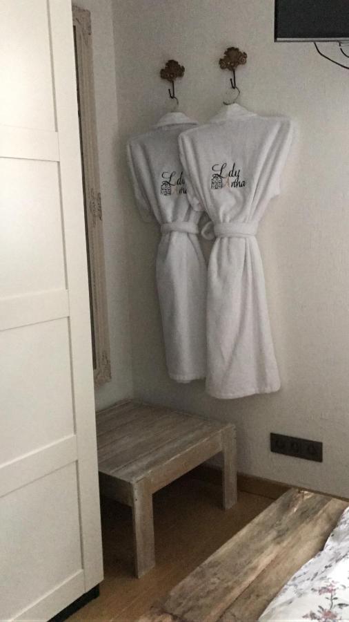 Guestsuite Lady Anna Brugge Bagian luar foto